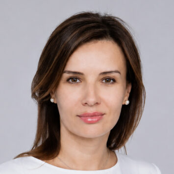 Платонова Оксана Александровна - пластический хирург, косметолог, трихолог клиники КЛАЗКО